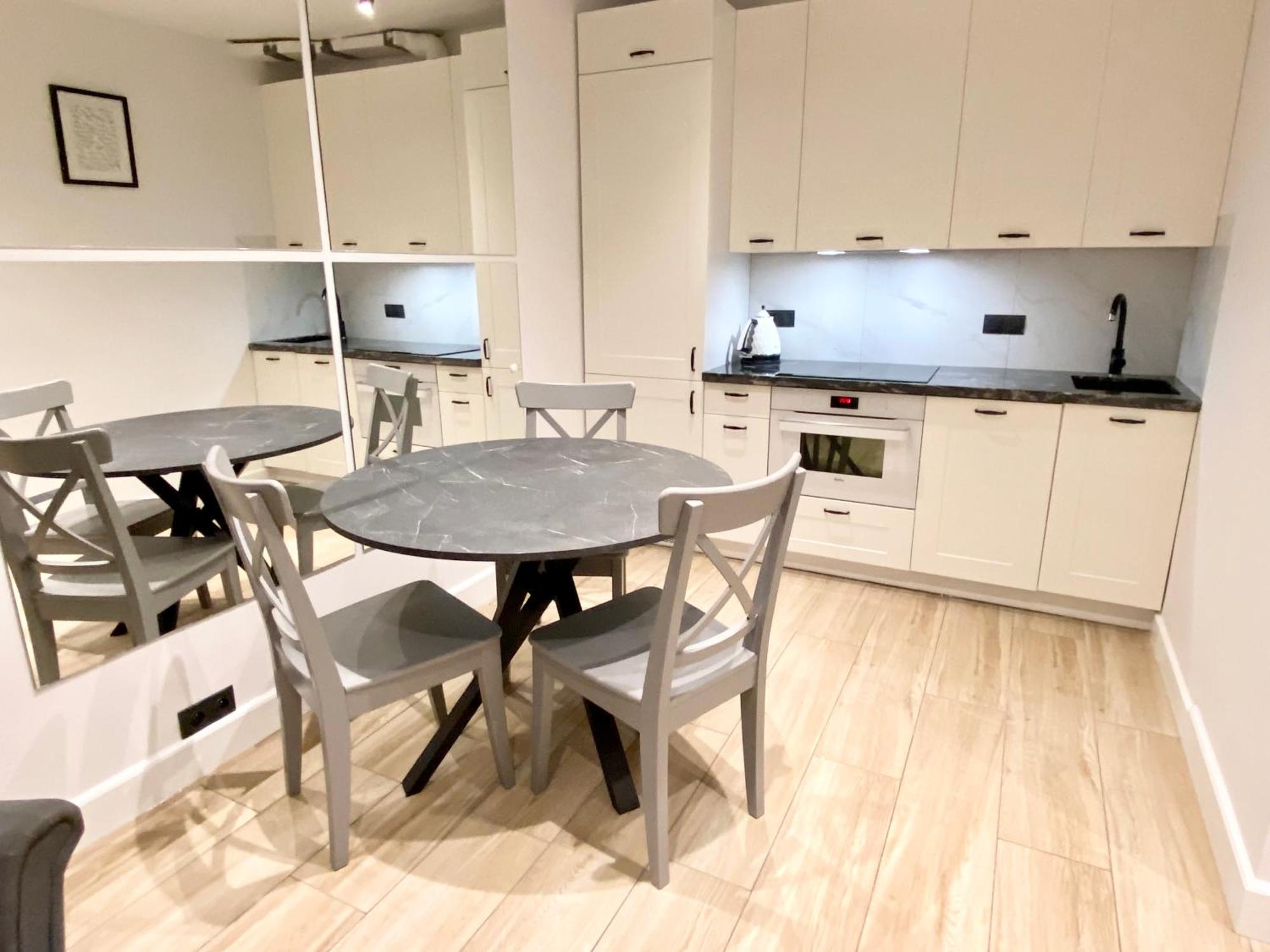 Nice To Host You - Old Town Apartment Βαρσοβία Εξωτερικό φωτογραφία